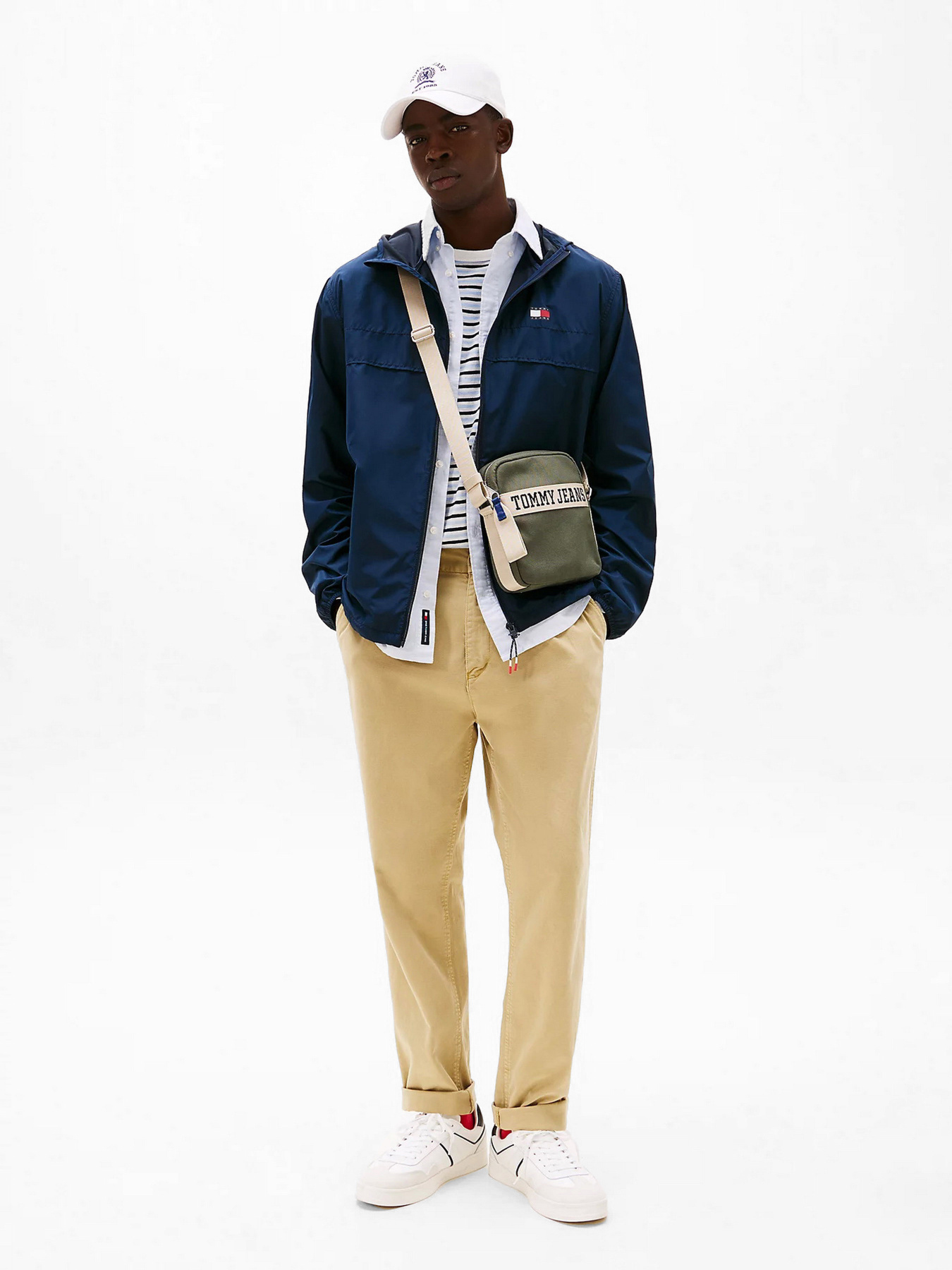 Демісезонна куртка Tommy Jeans модель DM0DM20204-C1G Фото