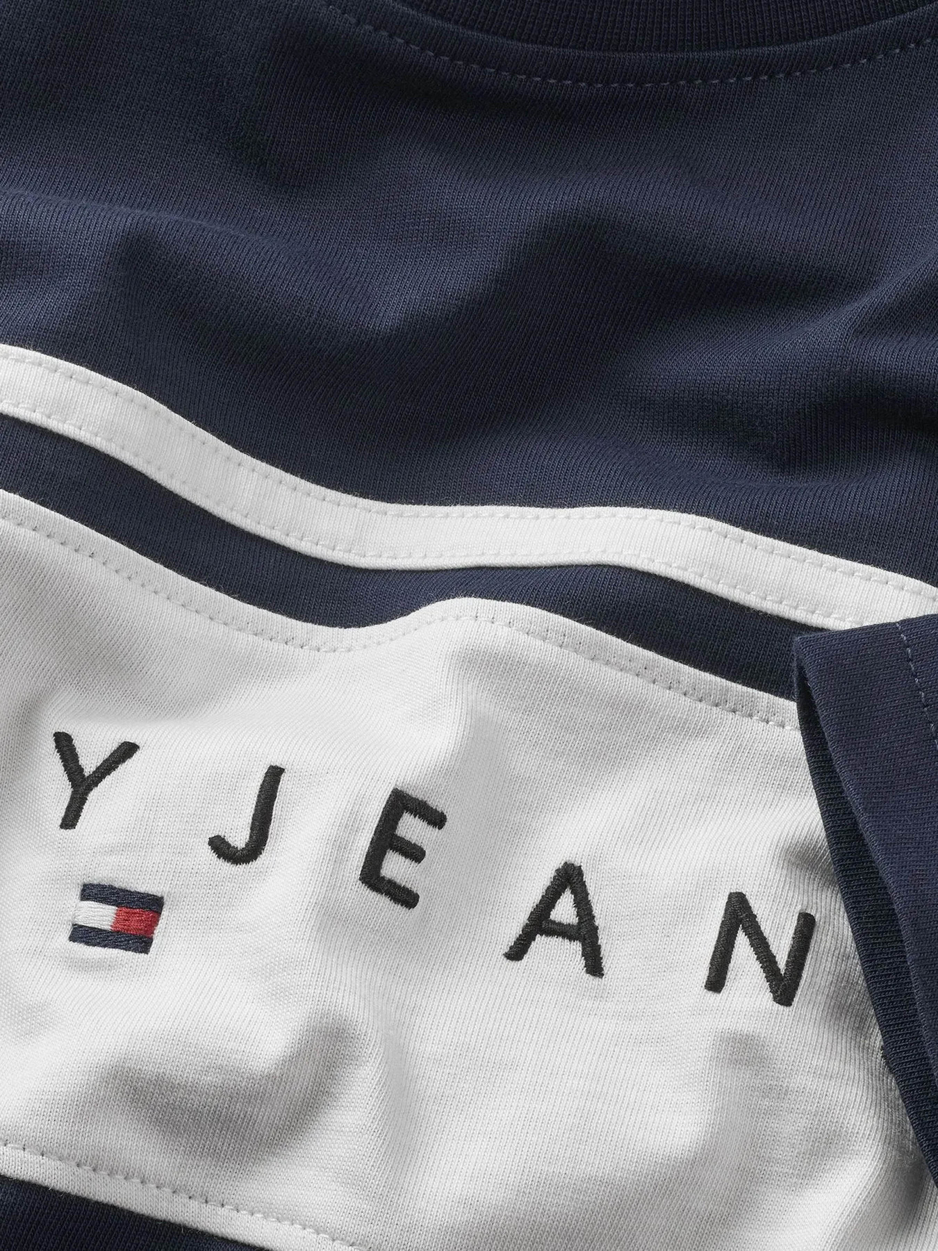 Футболка Tommy Jeans модель DM0DM18658-C1G Фото