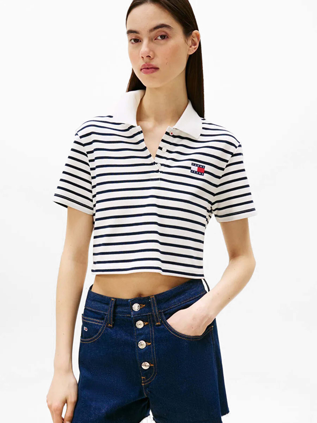 Поло Tommy Jeans модель DW0DW21363-0FC Поло Tommy Jeans модель DW0DW21363-0FC Фото