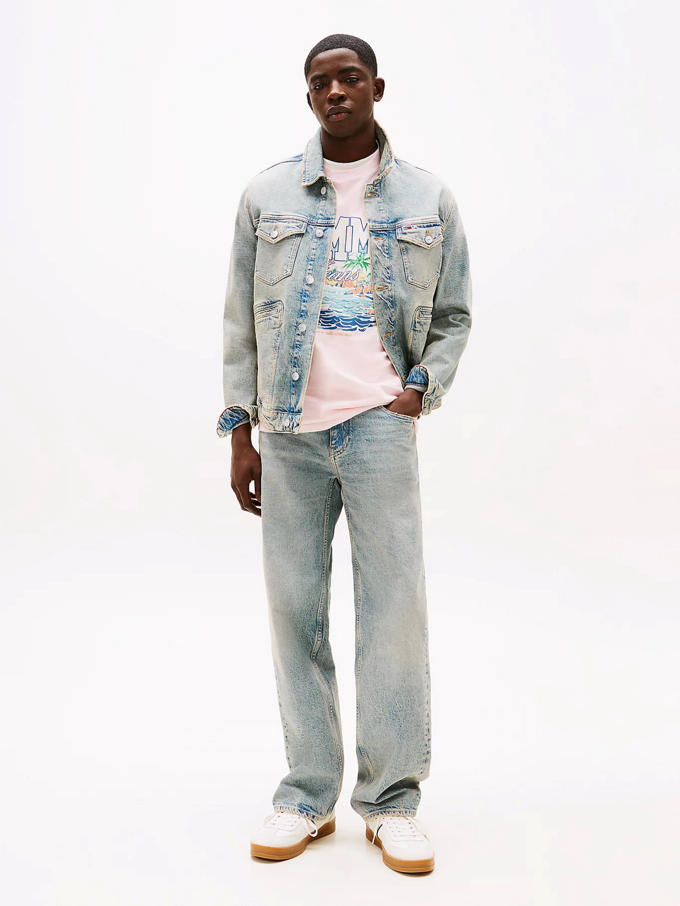 Прямые джинсы Tommy Jeans модель DM0DM20994-1A5 Фото