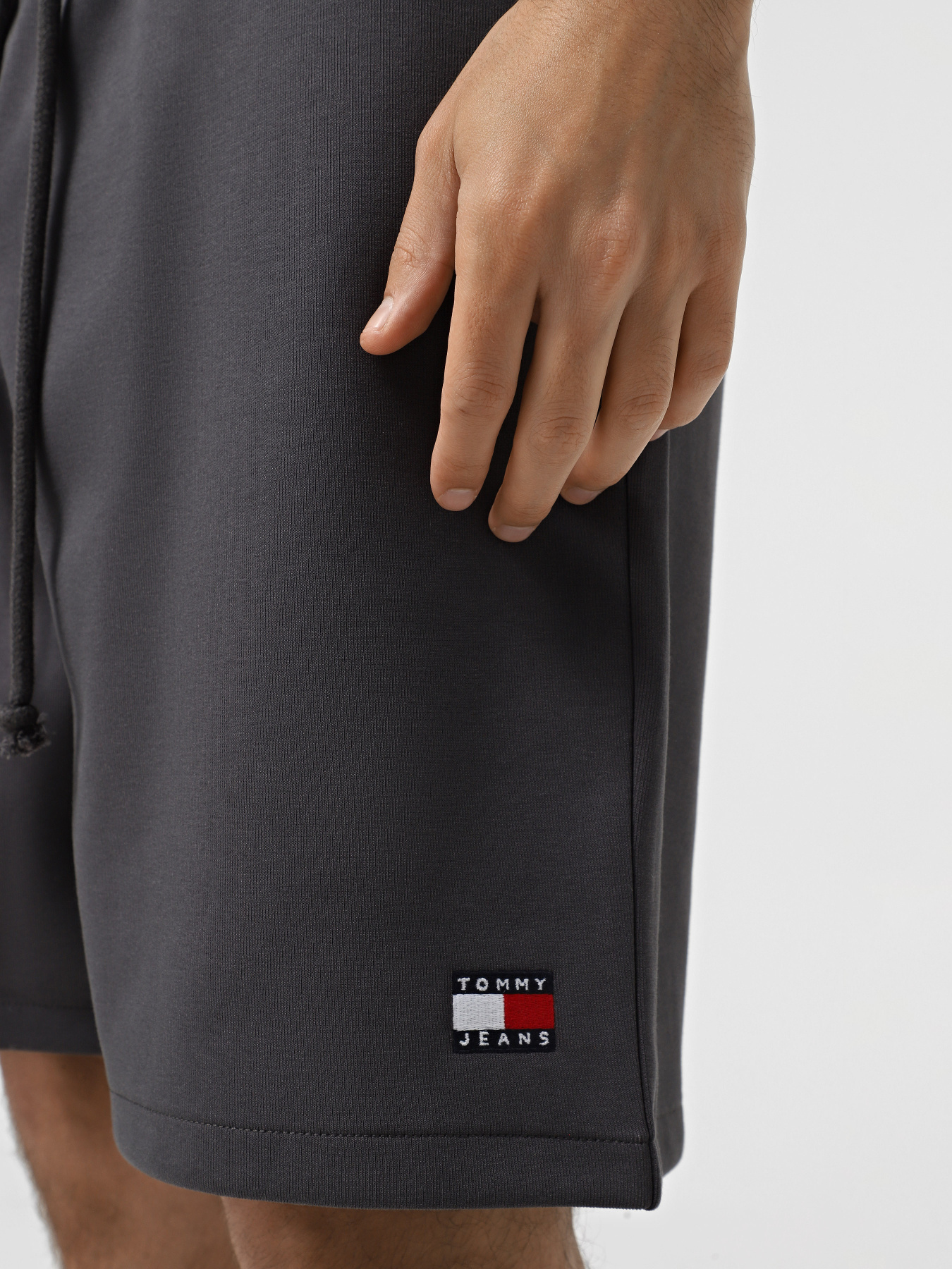 Шорты Tommy Jeans модель DM0DM21370-PT2 Фото