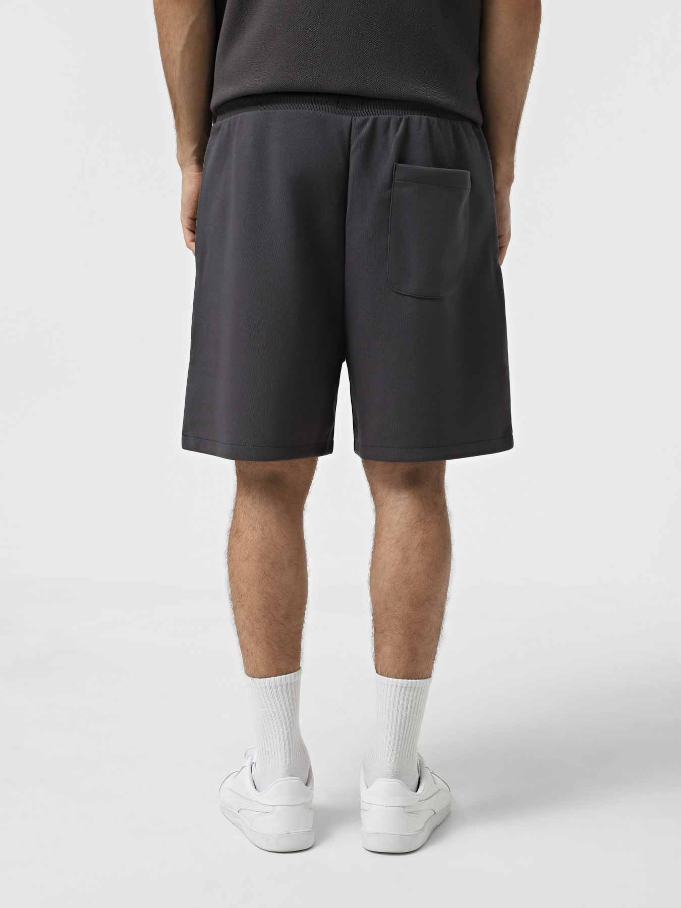 Повседневные шорты Tommy Jeans модель DM0DM21370-PT2 Фото