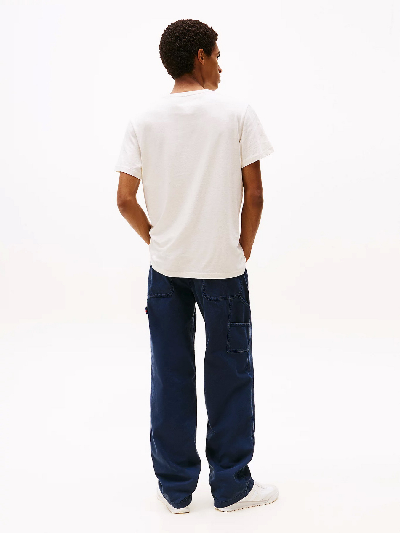 Футболка Tommy Jeans модель DM0DM20740-AE3 Фото