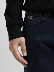 Завужені джинси Tommy Jeans модель DM0DM17108-1BJ Завужені джинси Tommy Jeans модель DM0DM17108-1BJ Фото