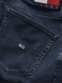 Завужені джинси Tommy Jeans модель DM0DM17108-1BJ Завужені джинси Tommy Jeans модель DM0DM17108-1BJ Фото