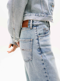 Прямые джинсы Tommy Jeans модель DW0DW20593-1AB Фото