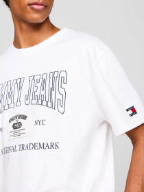 Футболка Tommy Jeans модель DM0DM19198-YBR Фото