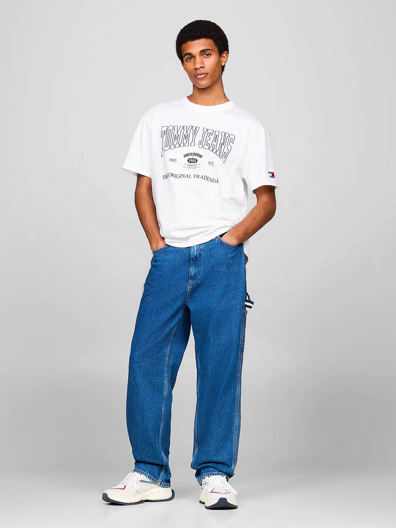 Футболка Tommy Jeans модель DM0DM19198-YBR Фото