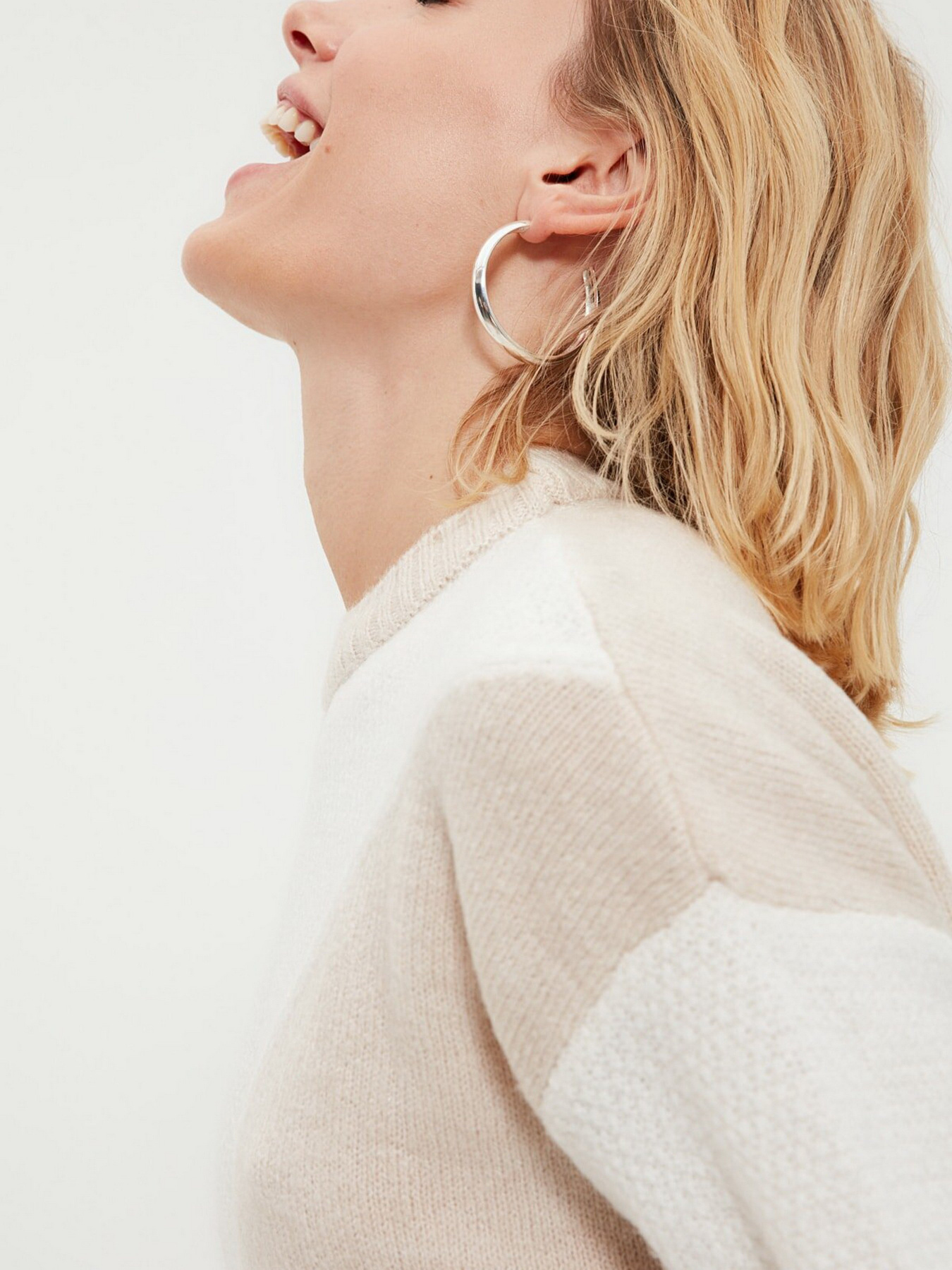 Джемпер Trendyol модель TWOAW21KZ0309/Tas Фото