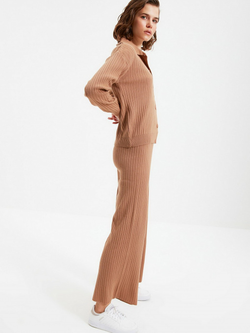 Повседневный костюм Trendyol модель TWOAW22AU0054/Camel Фото