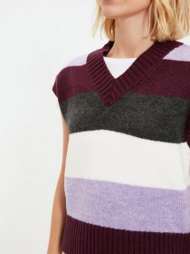 Жилет Trendyol модель TWOAW22BZ0003/Murdum Жилет Trendyol модель TWOAW22BZ0003/Murdum Фото