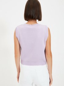 Жилет Trendyol модель TWOAW22BZ0025/Lila Жилет Trendyol модель TWOAW22BZ0025/Lila Фото
