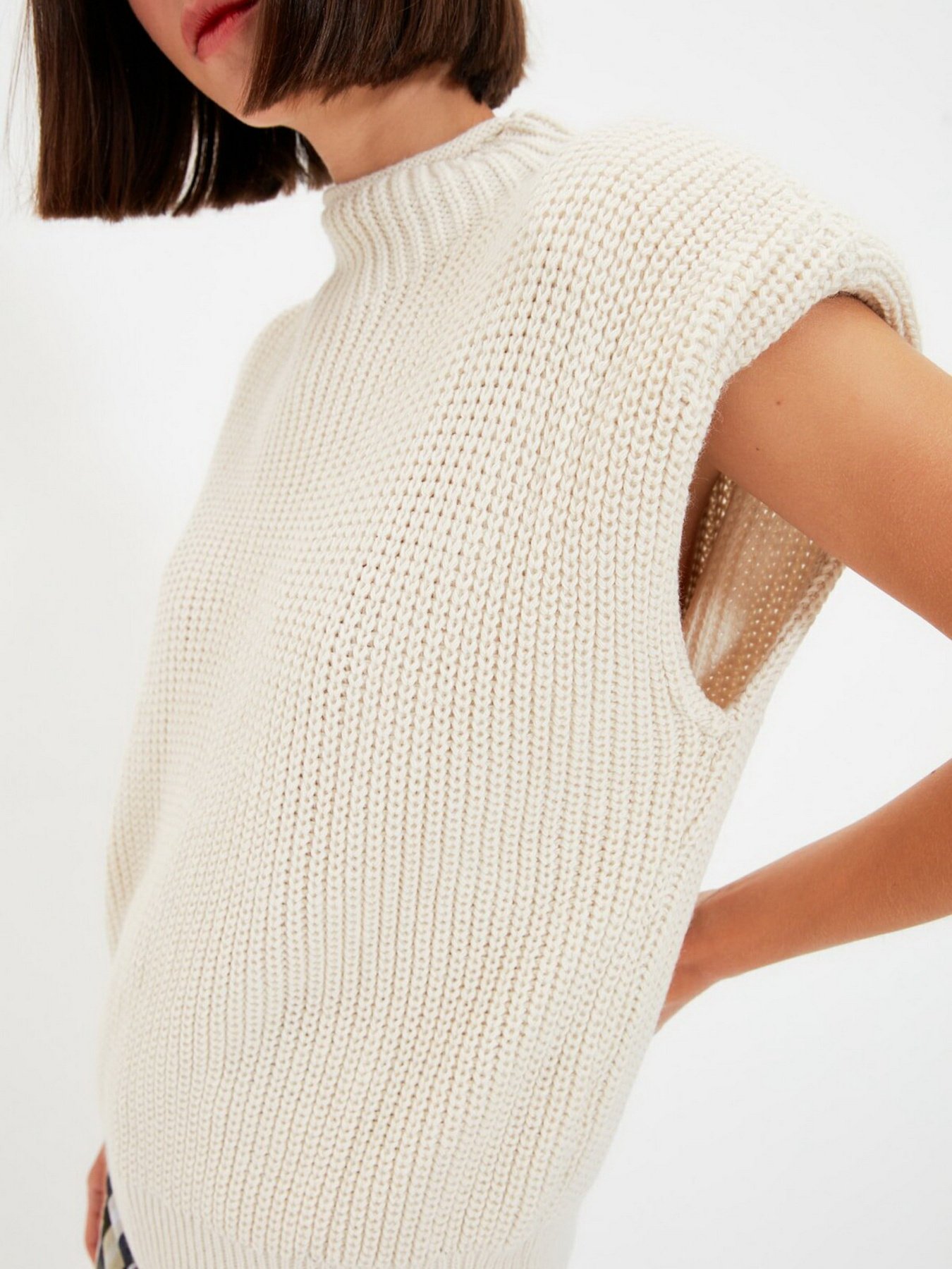 Жилет Trendyol модель TWOAW22BZ0030/Tas Фото