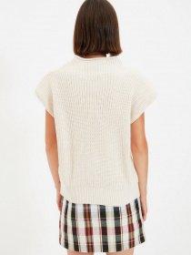 Жилет Trendyol модель TWOAW22BZ0030/Tas Фото