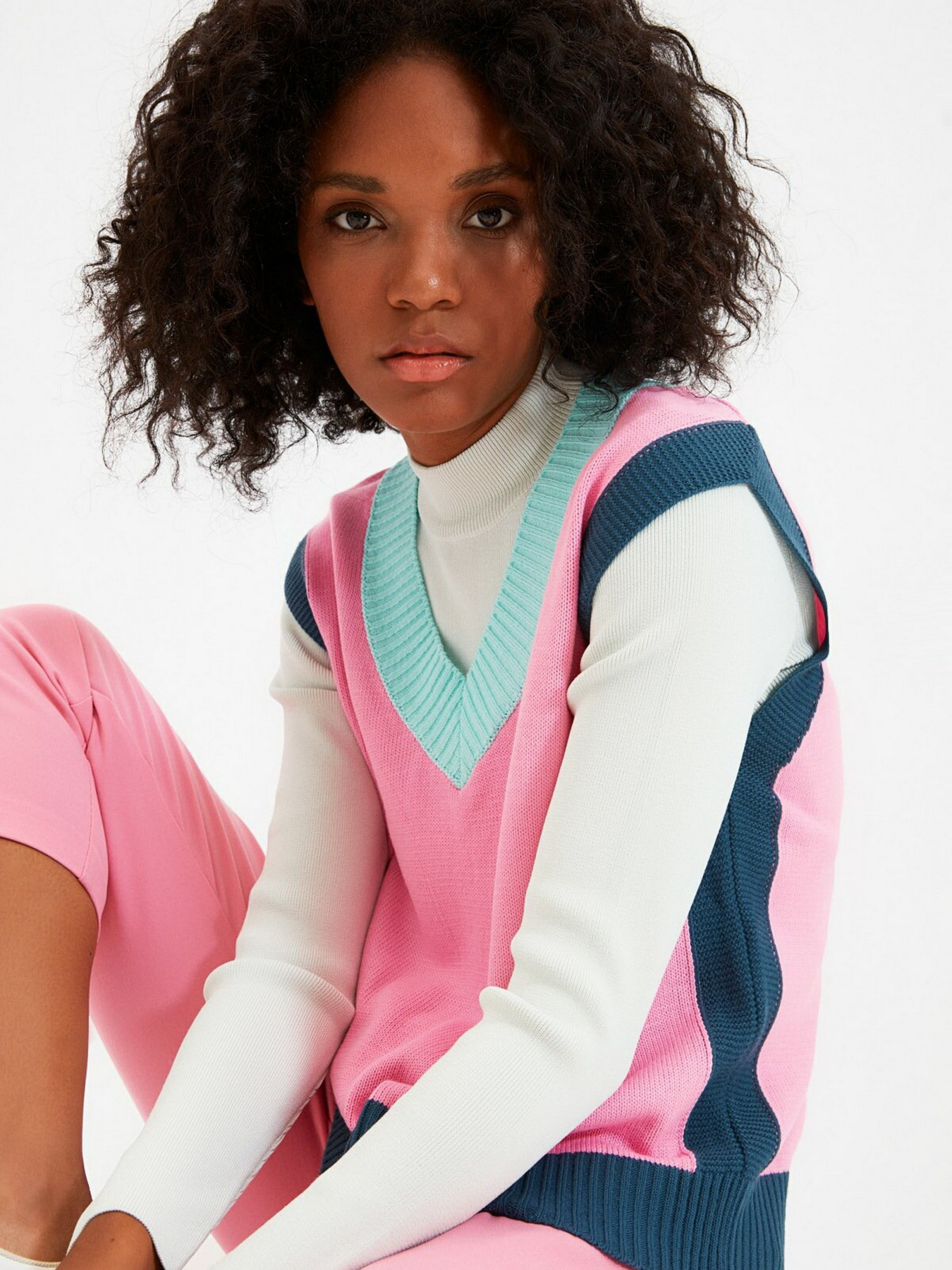 Жилет Trendyol модель TWOAW22BZ0055/Pembe Фото