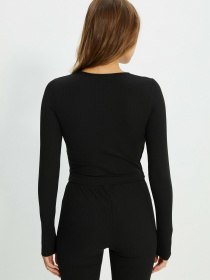 Топ Trendyol модель TWOAW22BZ0087/Siyah Фото