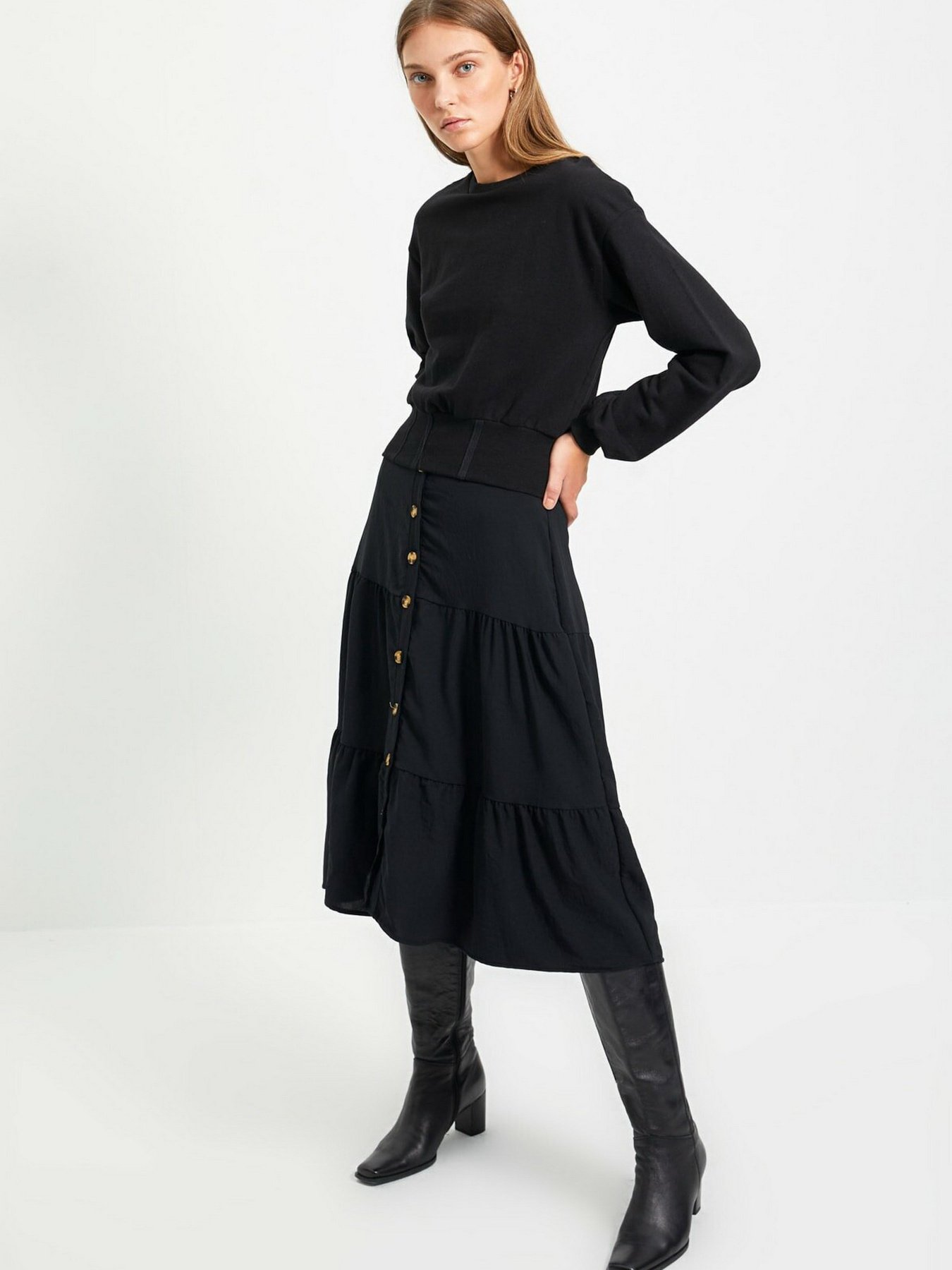 Свитшот Trendyol модель TWOAW22BZ0113/Siyah Свитшот Trendyol модель TWOAW22BZ0113/Siyah Фото