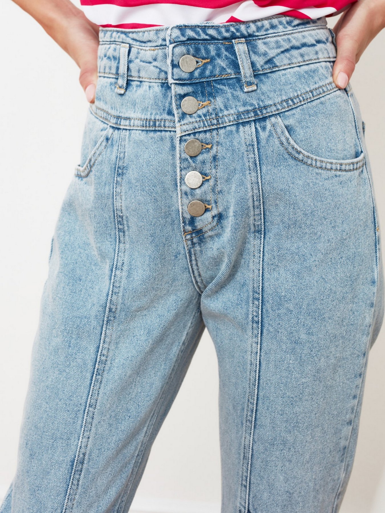 Джинси мом Trendyol Mom модель TWOAW20JE0028/Mavi Фото