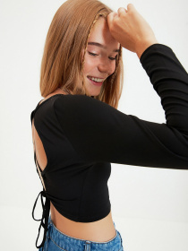 Топ Trendyol модель TWOAW22BZ0309/Siyah Фото