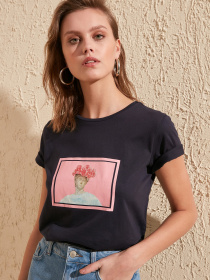 Футболки и поло Trendyol модель TWOSS20TS0230/Lacivert Фото