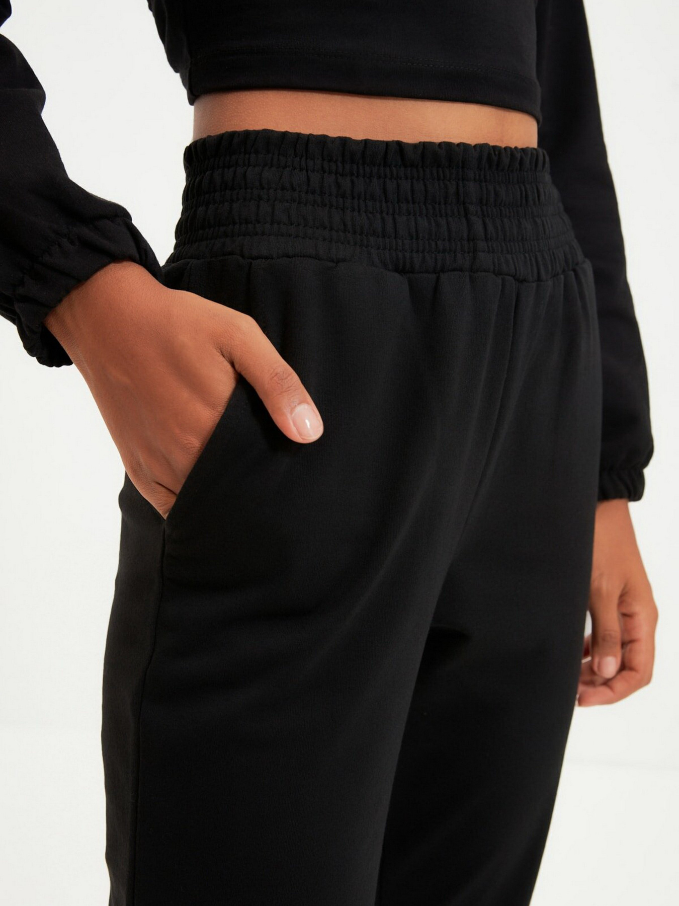 Штаны спортивные Trendyol модель TWOAW22EA0082/Siyah Фото