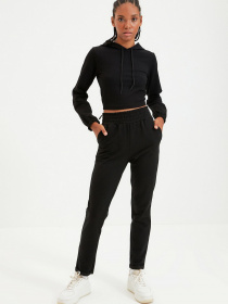 Штаны спортивные Trendyol модель TWOAW22EA0082/Siyah Фото