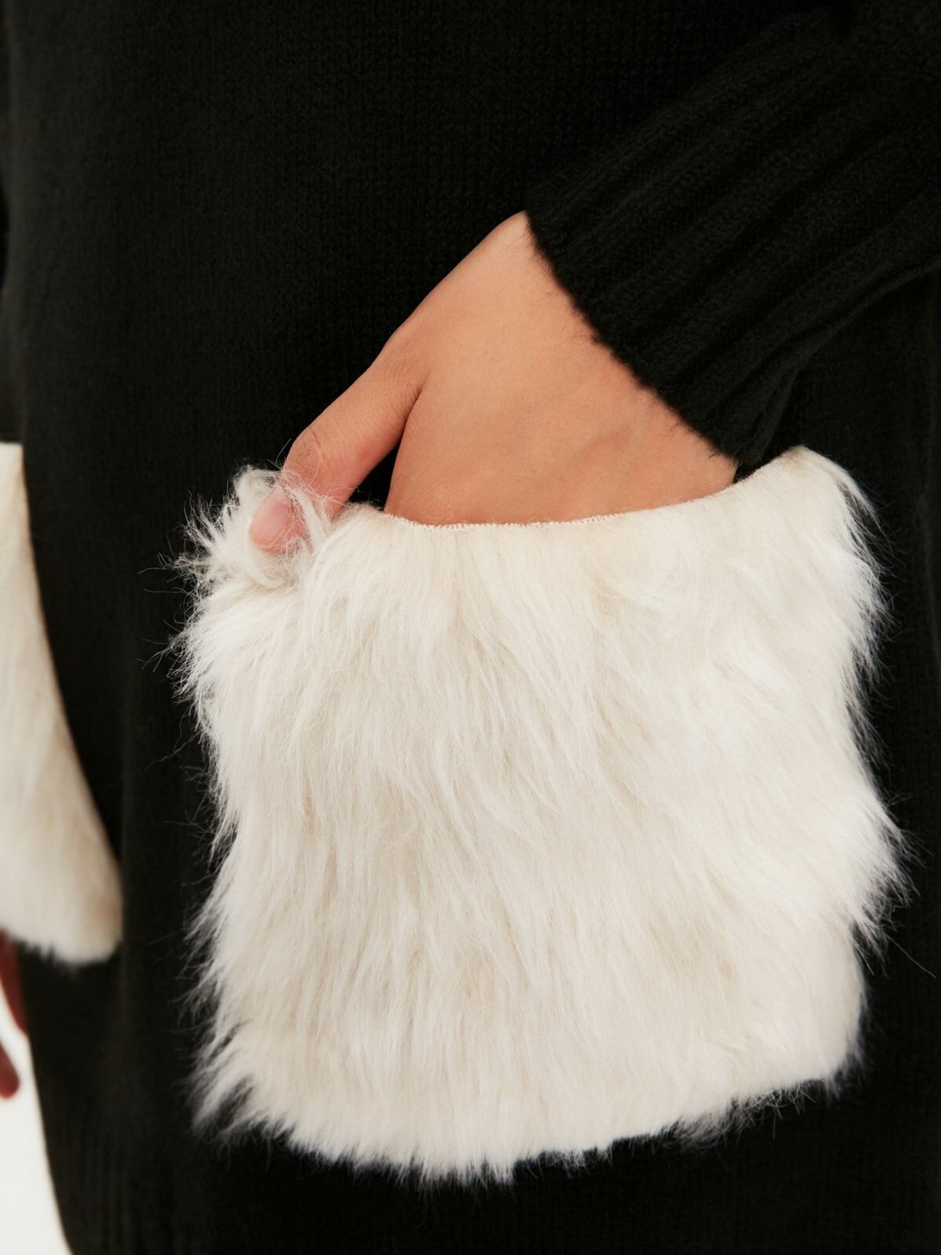 Туника Trendyol модель TWOAW22EL0014/Siyah Фото