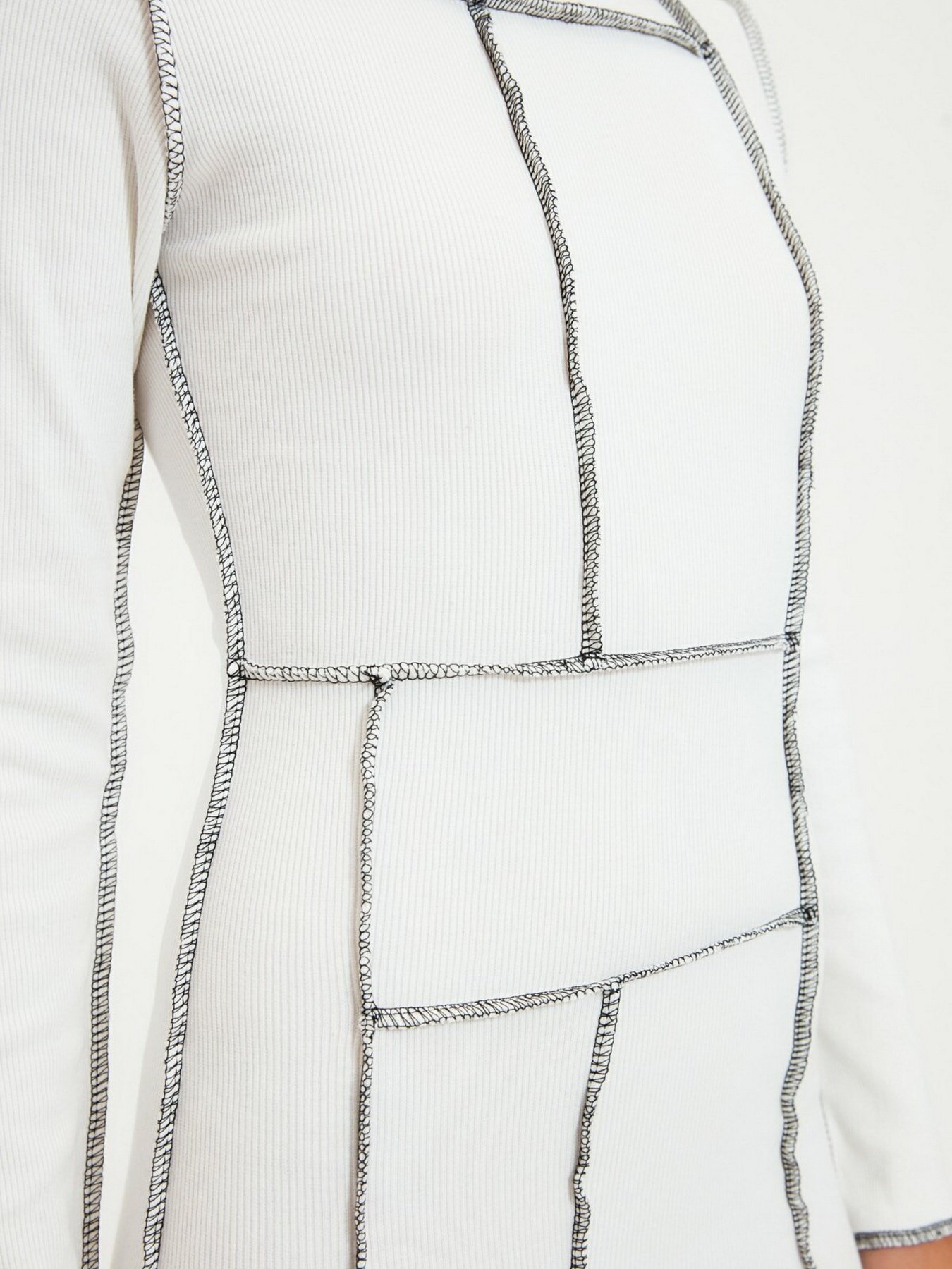 Платье мини Trendyol модель TWOAW22EL0172/Beyaz Фото