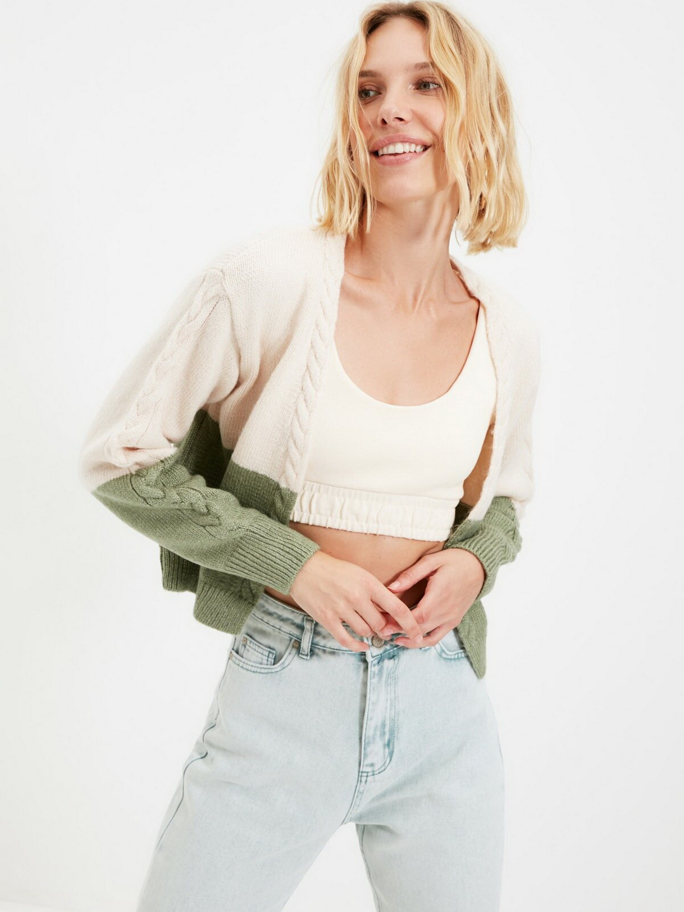 Кардиган Trendyol модель TWOAW22HI0002/Ekru Фото