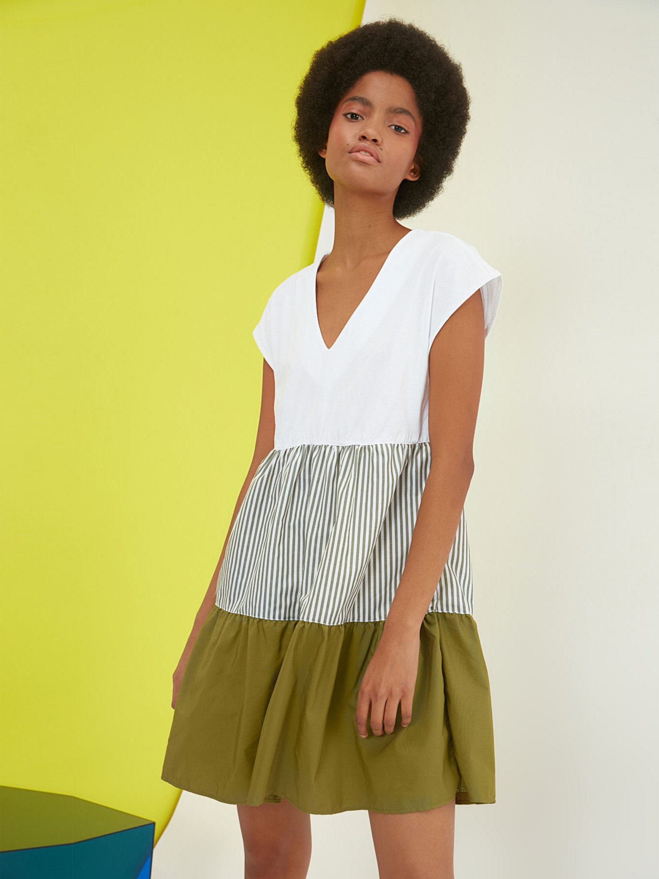 Платья Trendyol модель TWOSS21EL2391/Haki Фото