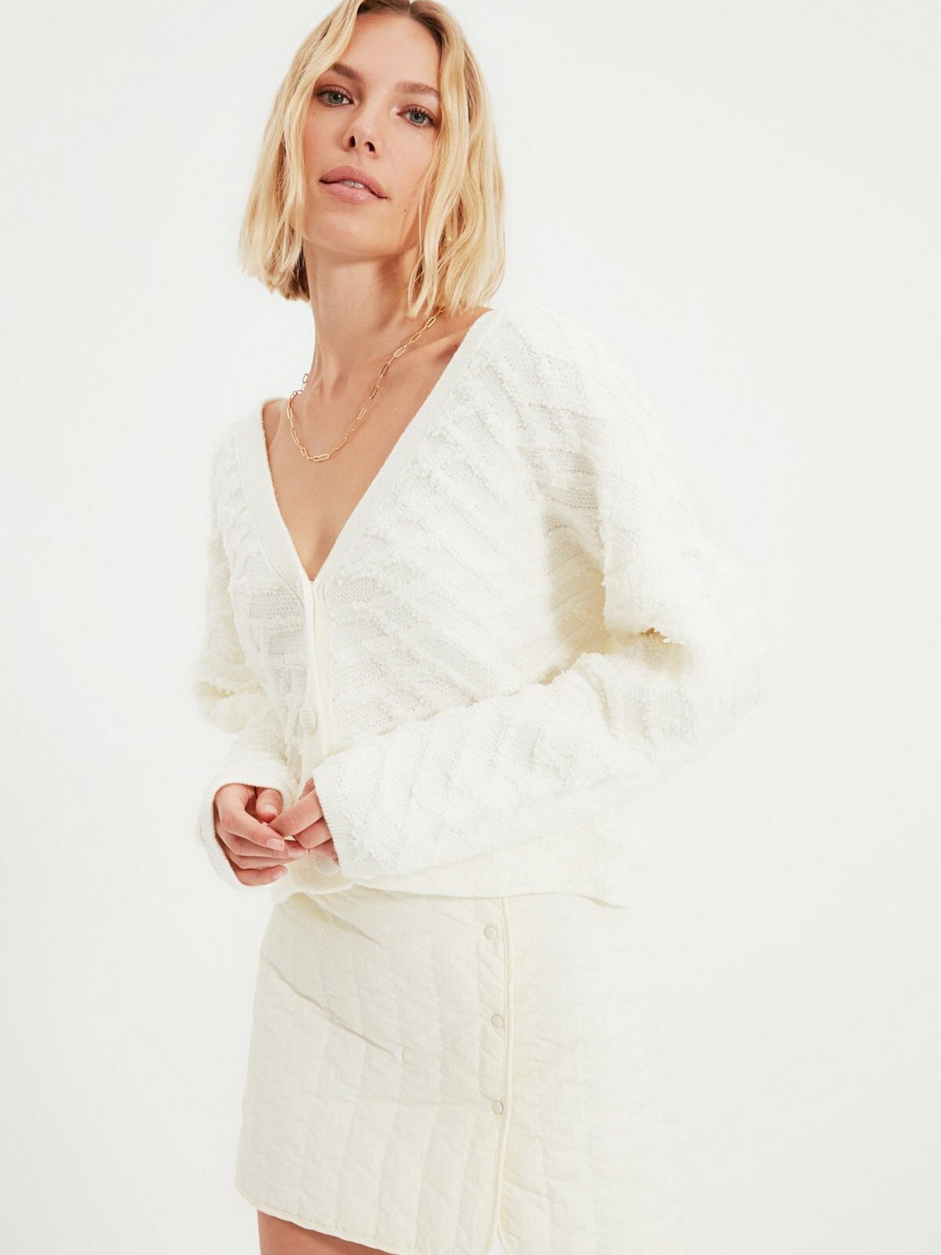 Кардиган Trendyol модель TWOAW22HI0325/Ekru Фото