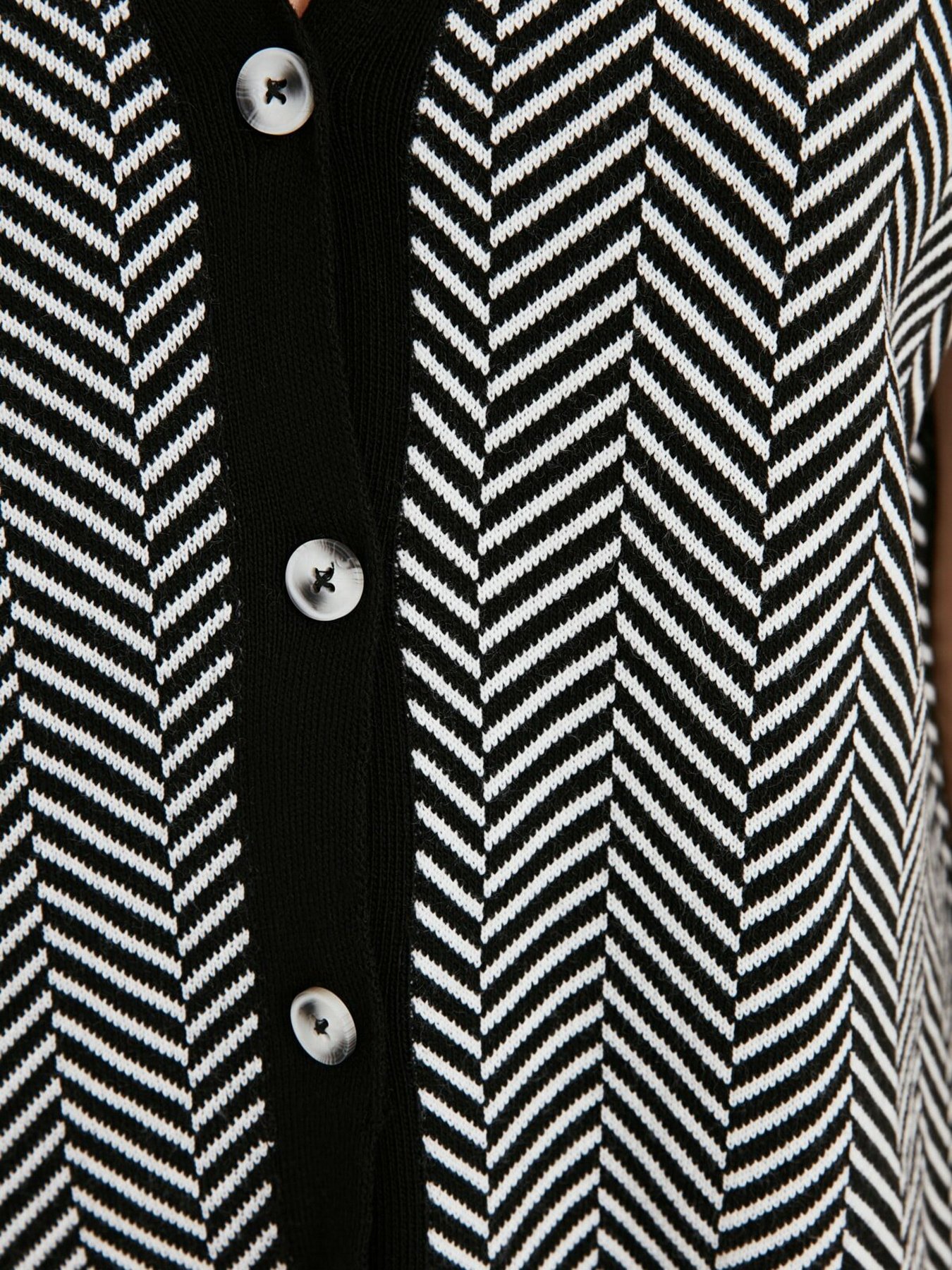 Жилет Trendyol модель TWOAW22HI0427/Siyah Фото