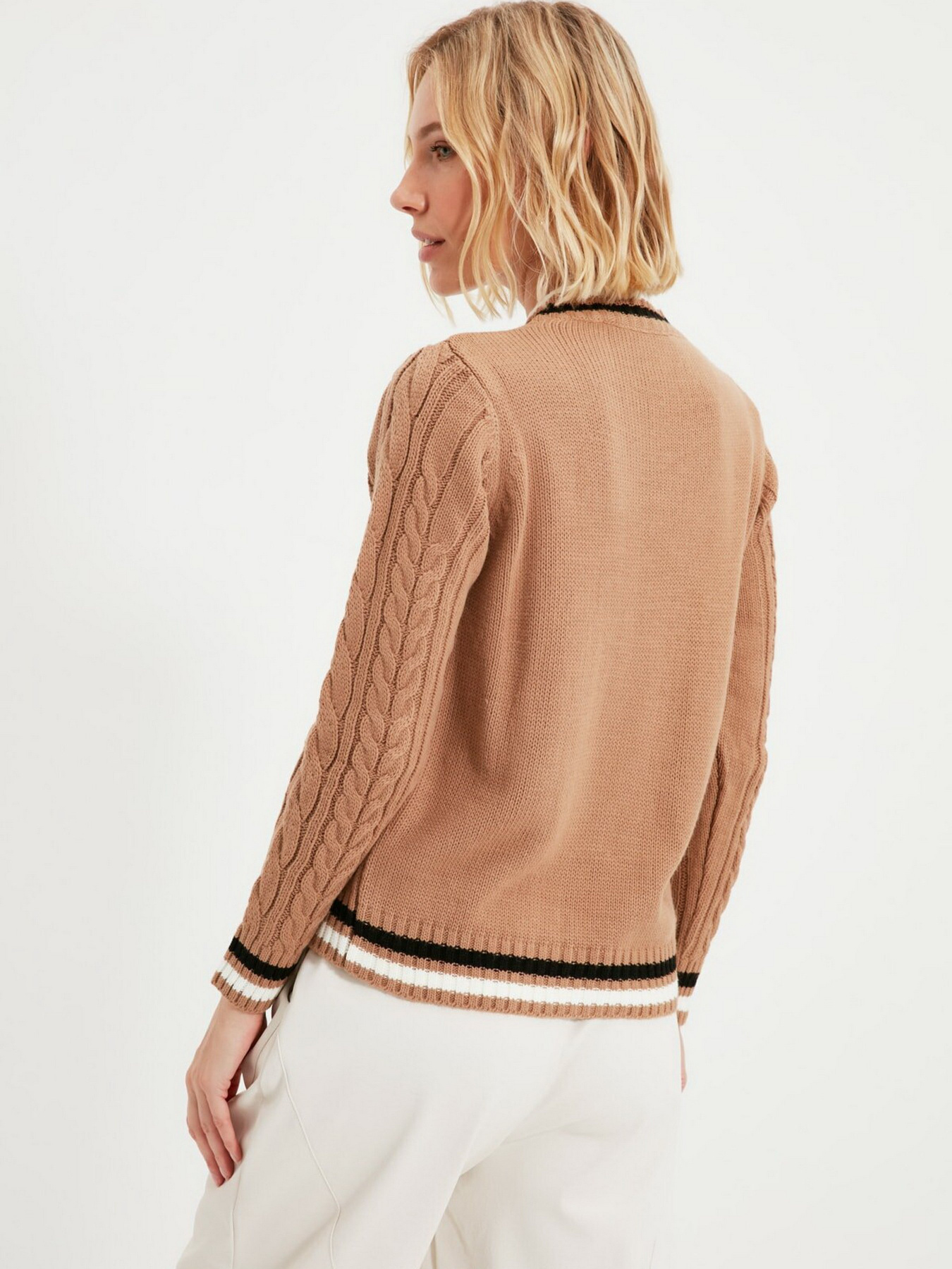 Кардиган Trendyol модель TWOAW22HI0447/Kahverengi Кардиган Trendyol модель TWOAW22HI0447/Kahverengi Фото