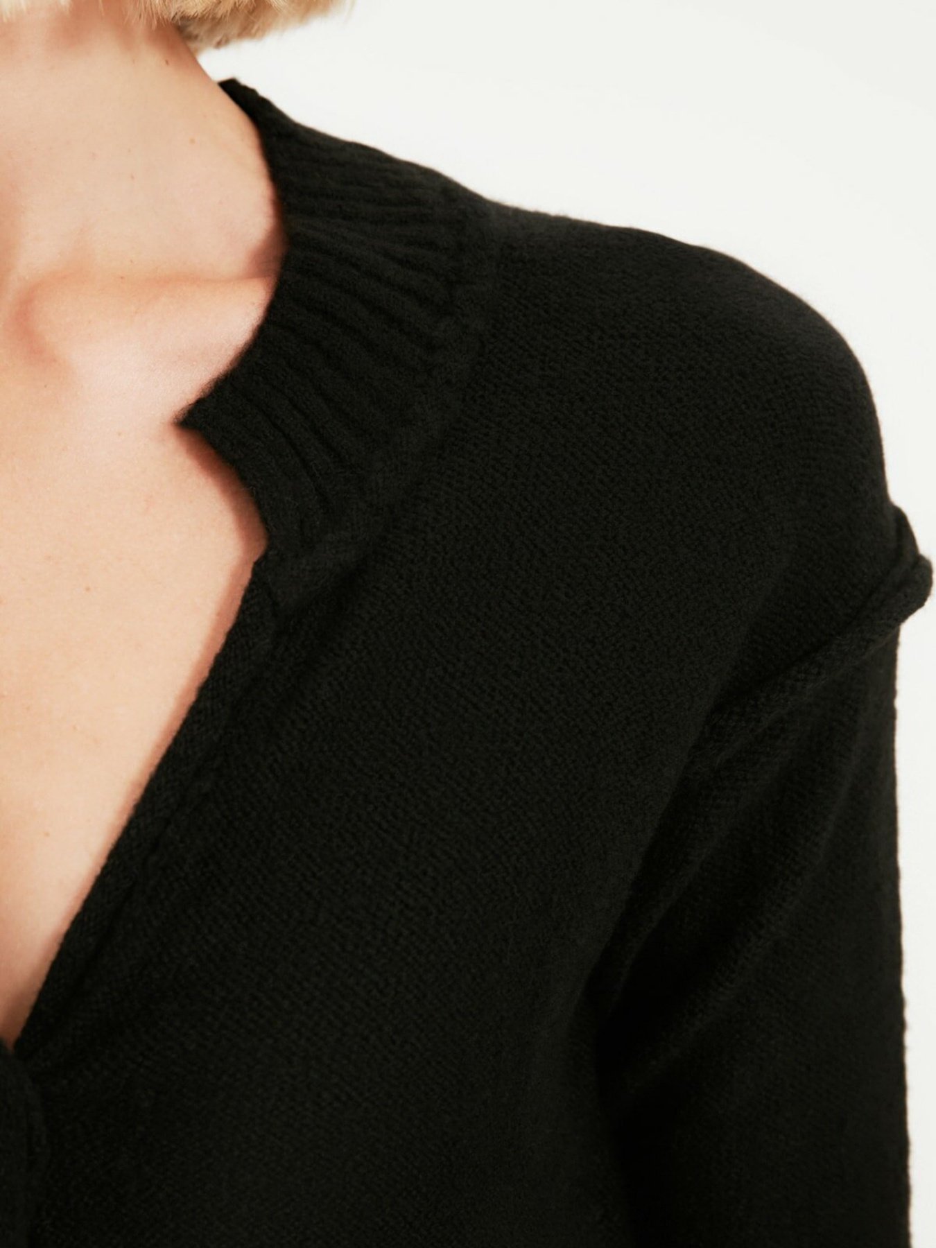 Кардиган Trendyol модель TWOAW22HI0467/Siyah Фото