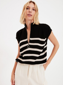 Жилет Trendyol модель TWOAW22BZ0022/Siyah Фото