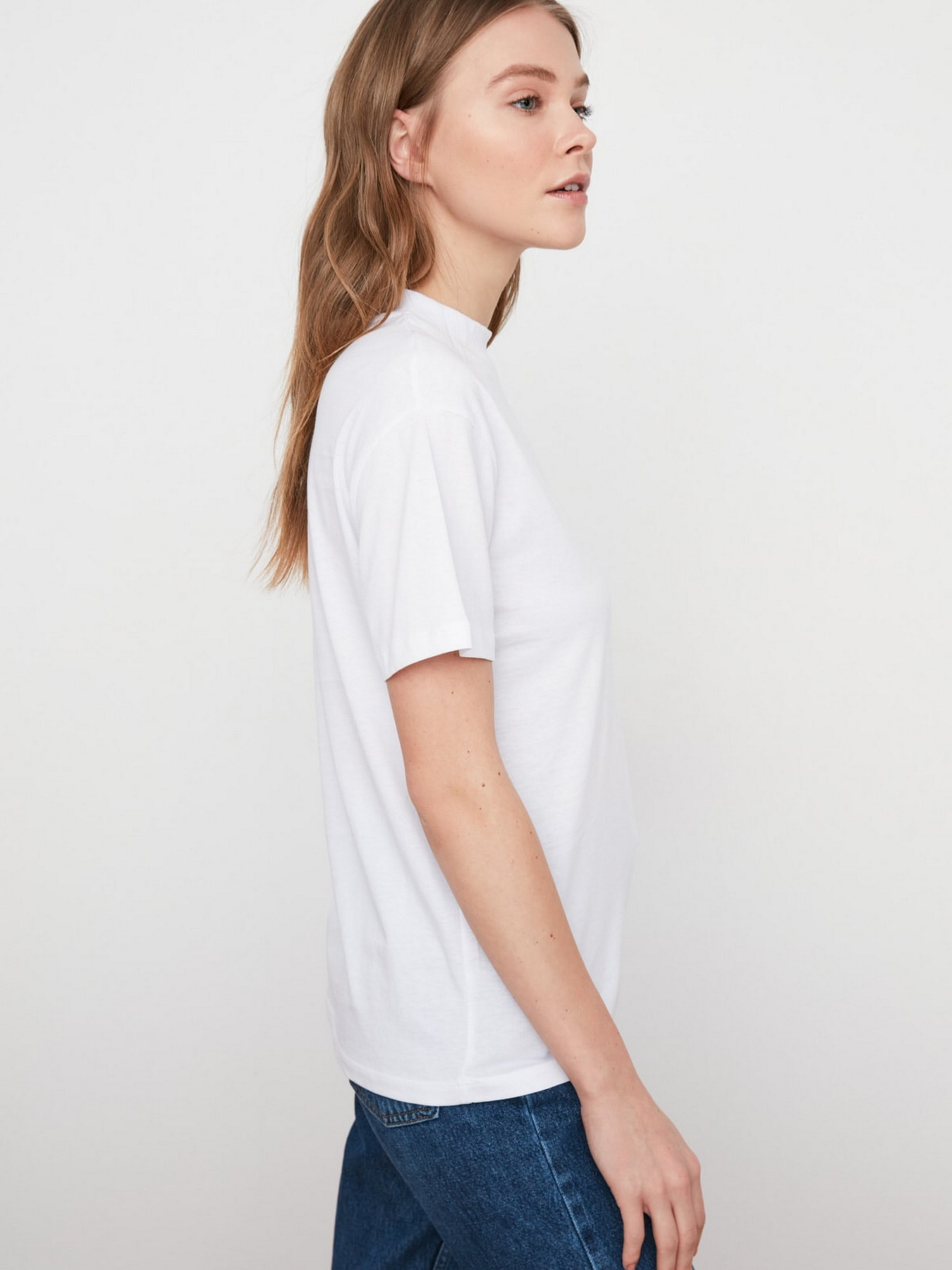 Футболки і поло Trendyol модель TWOAW20TS0096/Beyaz Фото