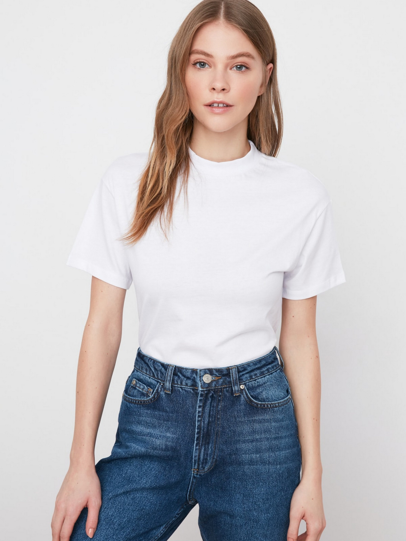 Футболки и поло Trendyol модель TWOAW20TS0096/Beyaz Футболки и поло Trendyol модель TWOAW20TS0096/Beyaz Фото