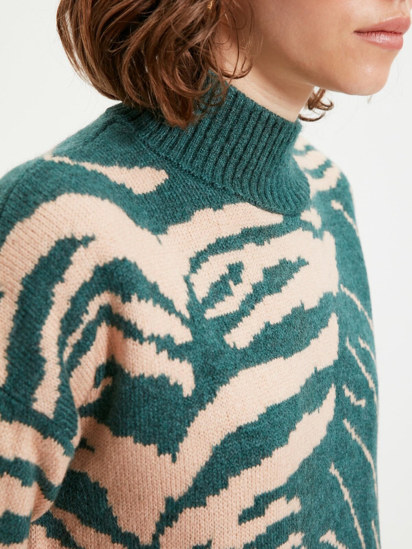 Джемпер Trendyol модель TWOAW22KZ0066/Petrol Фото