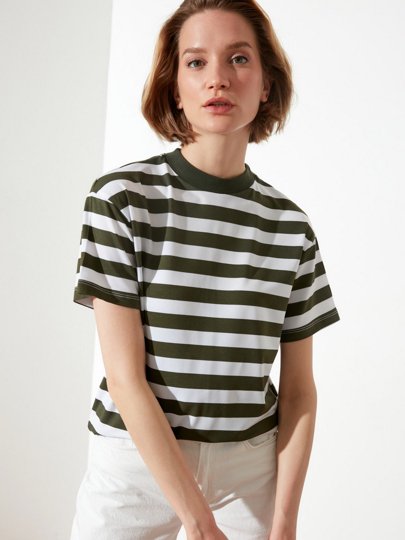 Футболки и поло Trendyol модель TWOSS21TS1204/Yesil Фото