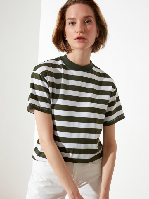 Футболки и поло Trendyol модель TWOSS21TS1204/Yesil Фото