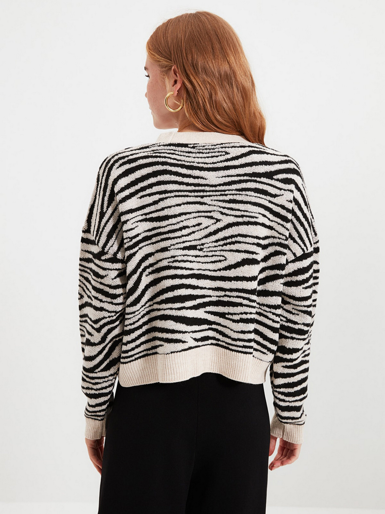 Кардиган Trendyol модель TWOAW22HI0046/Siyah Фото