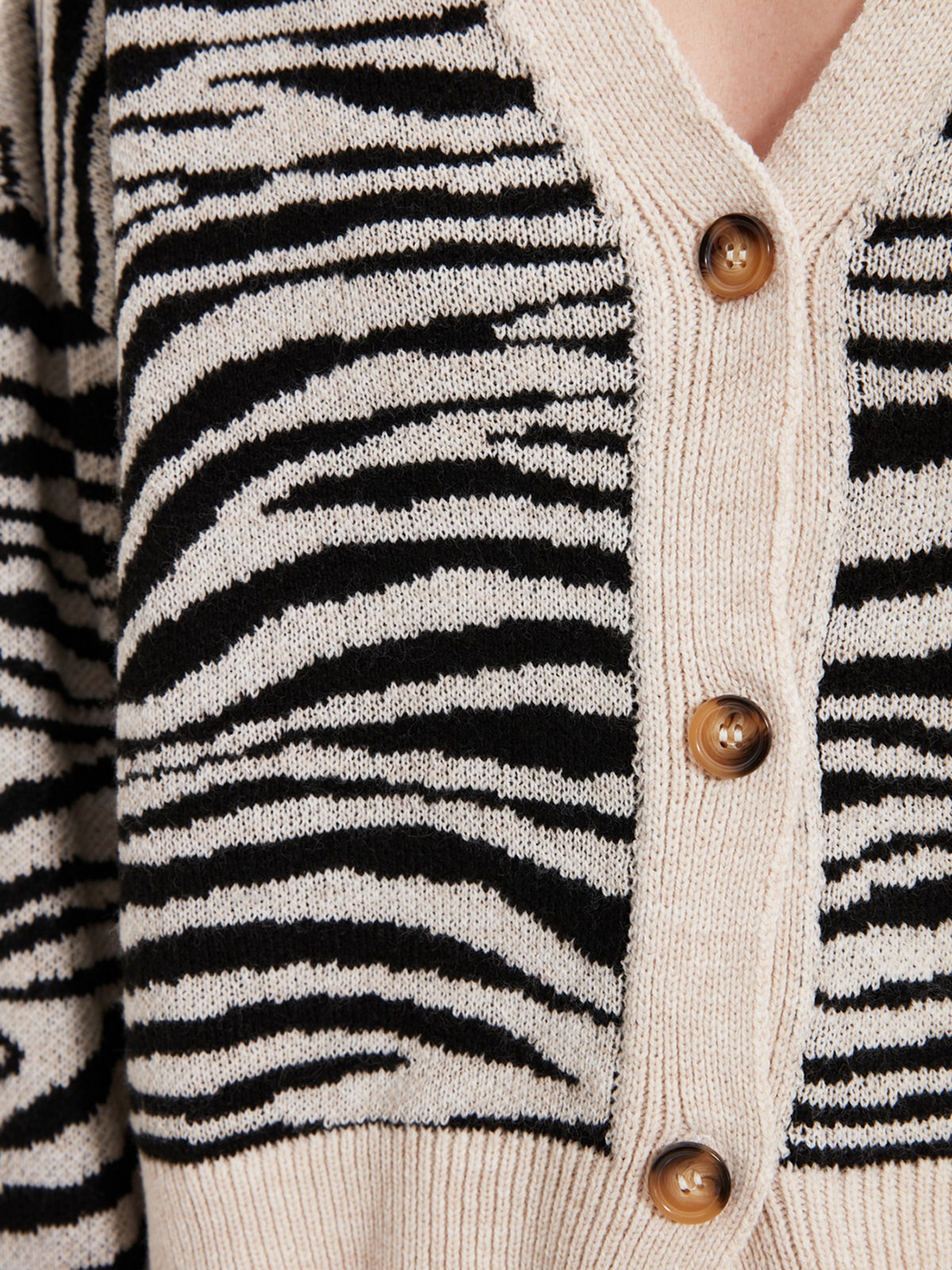 Кардиган Trendyol модель TWOAW22HI0046/Siyah Фото