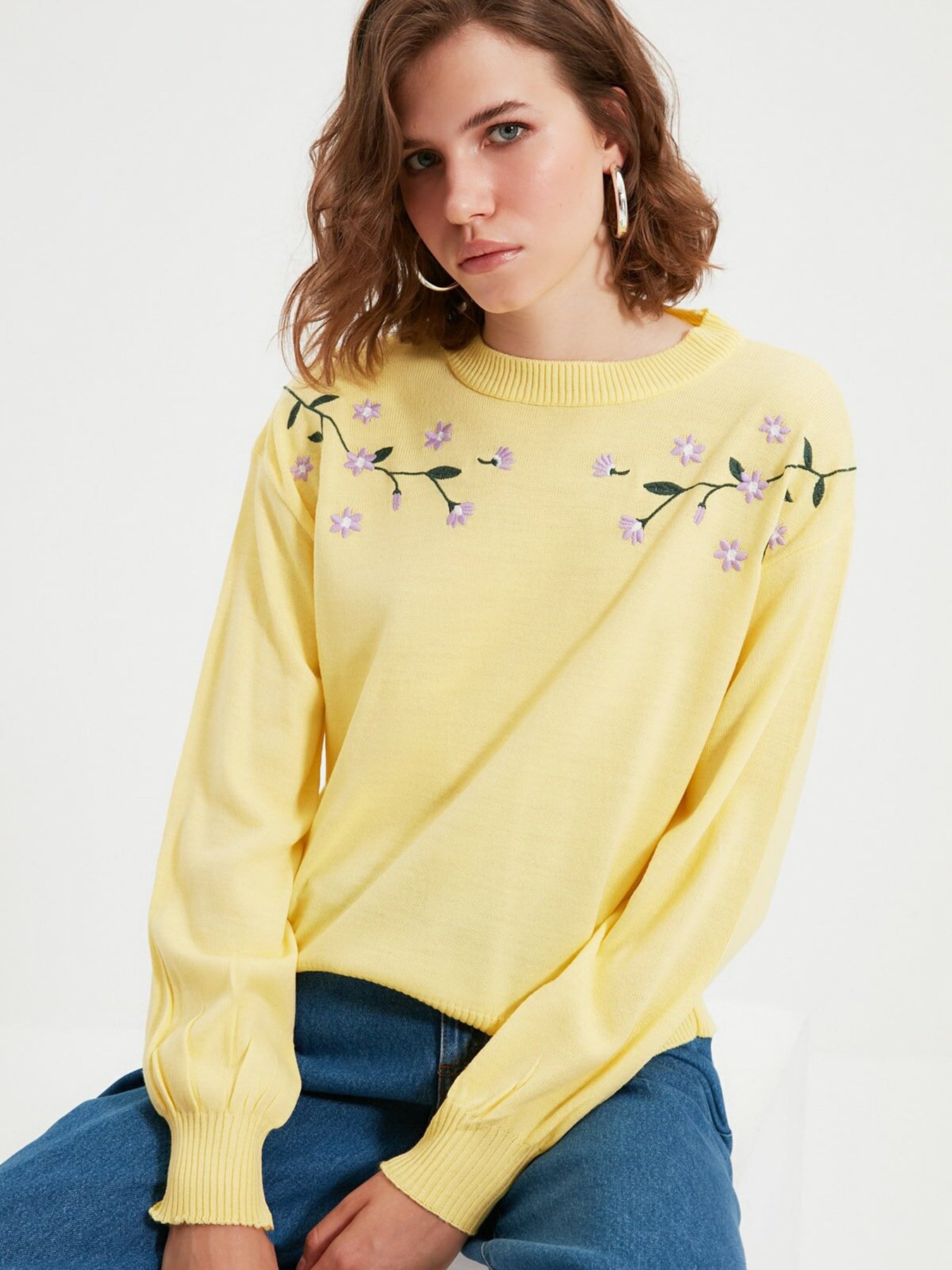 Джемпер Trendyol модель TWOAW22KZ0211/Sari Джемпер Trendyol модель TWOAW22KZ0211/Sari Фото
