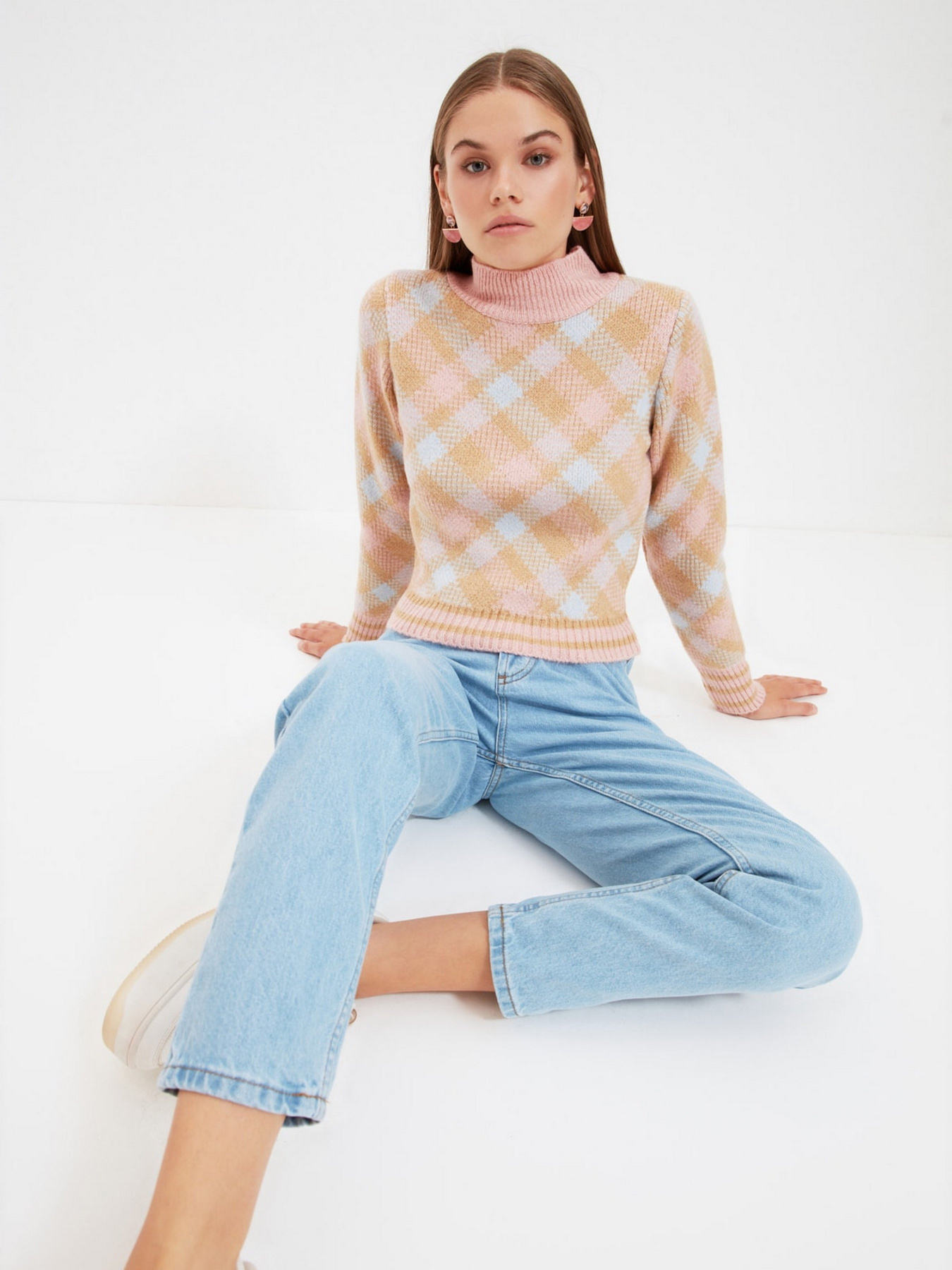 Джемпер Trendyol модель TWOAW22KZ0176/Sari Фото