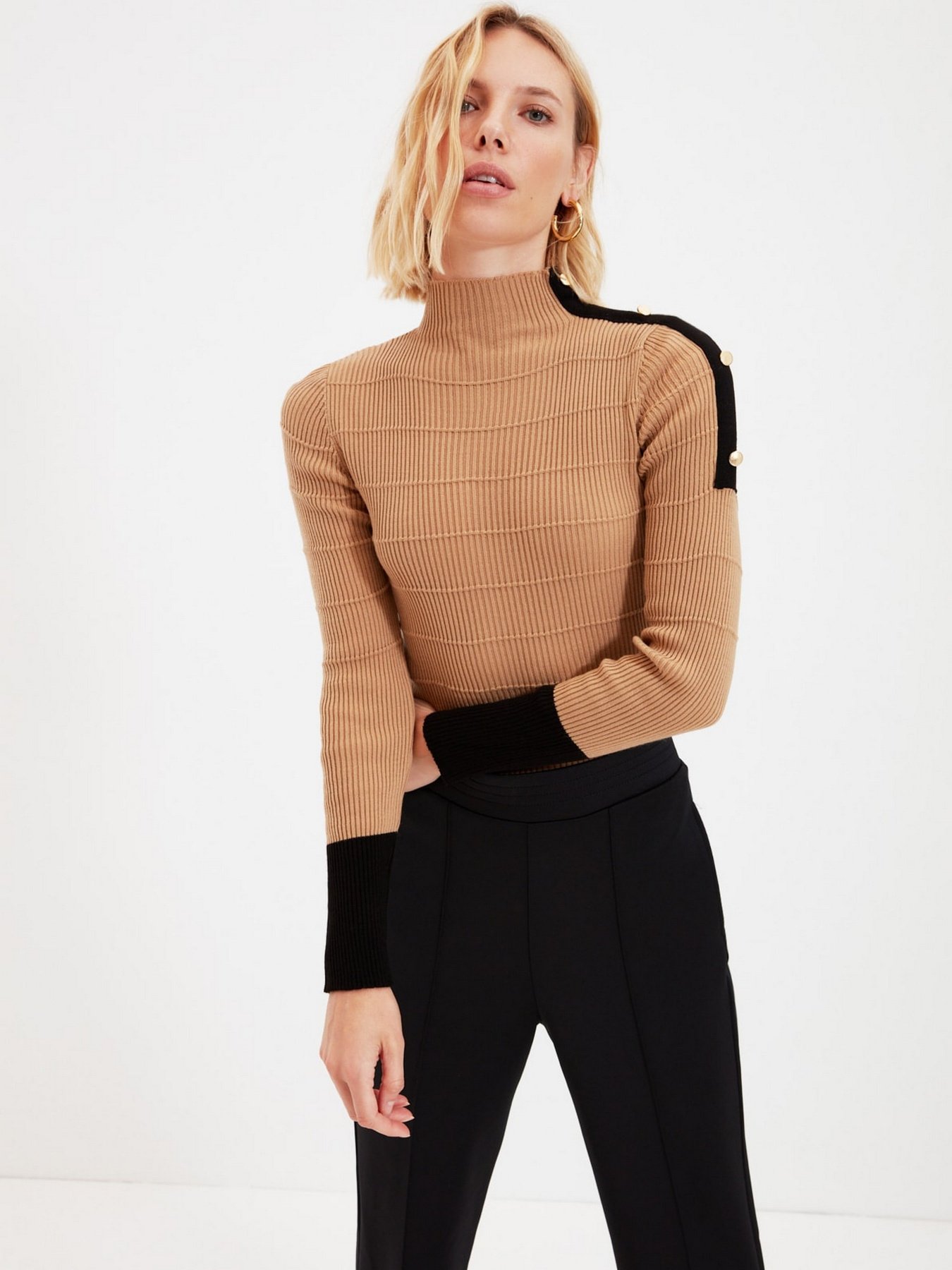 Джемпер Trendyol модель TWOAW22KZ0197/Camel Фото