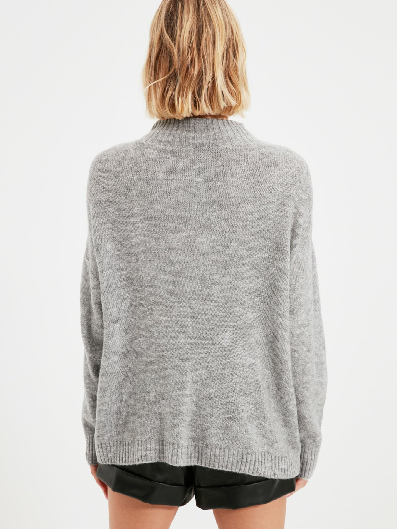 Джемпер Trendyol модель TWOAW22KZ0260/Gri Фото