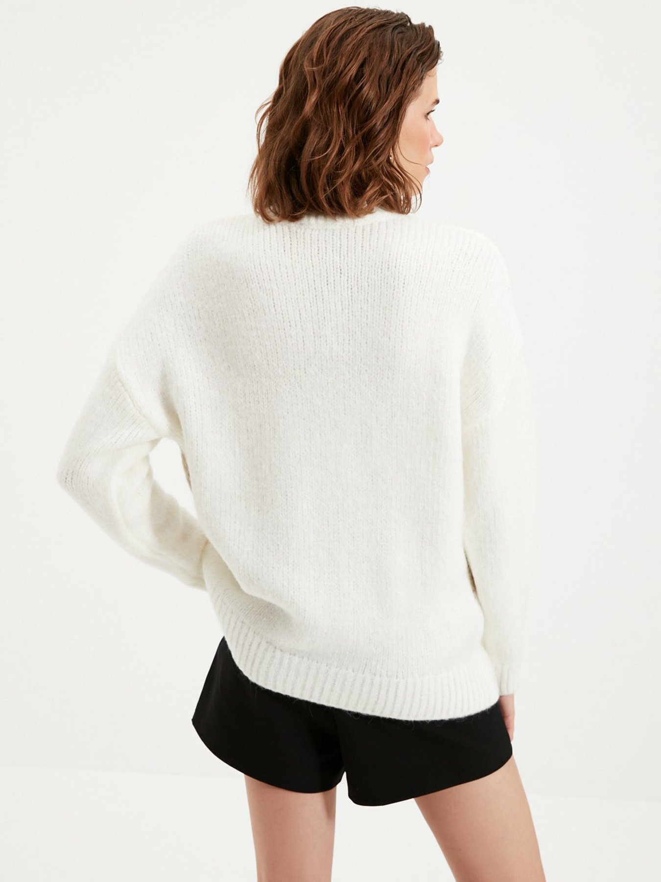 Джемпер Trendyol модель TWOAW22KZ0263/Ekru Фото