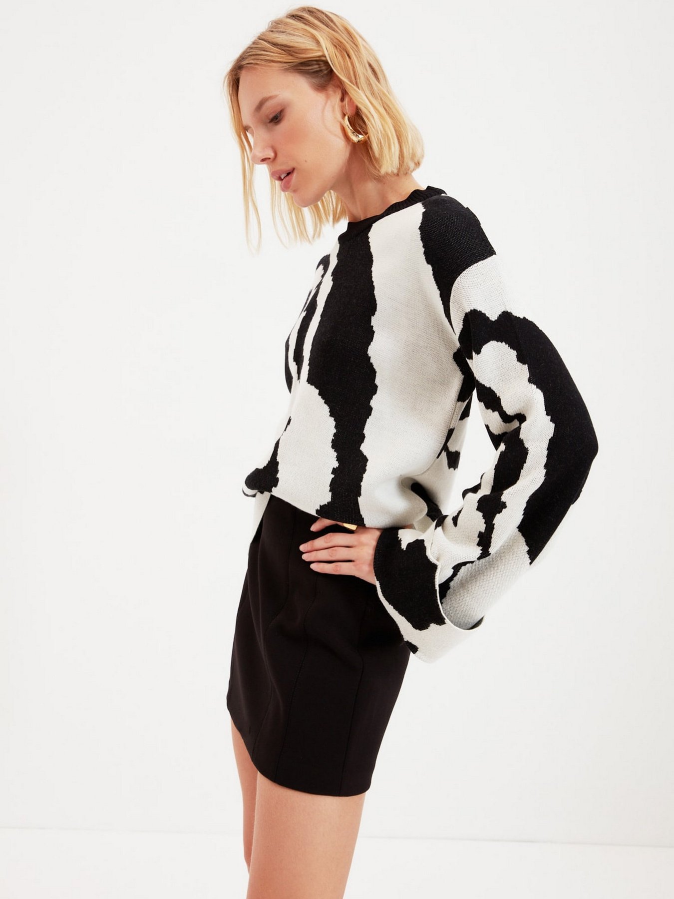 Джемпер Trendyol модель TWOAW22KZ0229/Siyah Джемпер Trendyol модель TWOAW22KZ0229/Siyah Фото