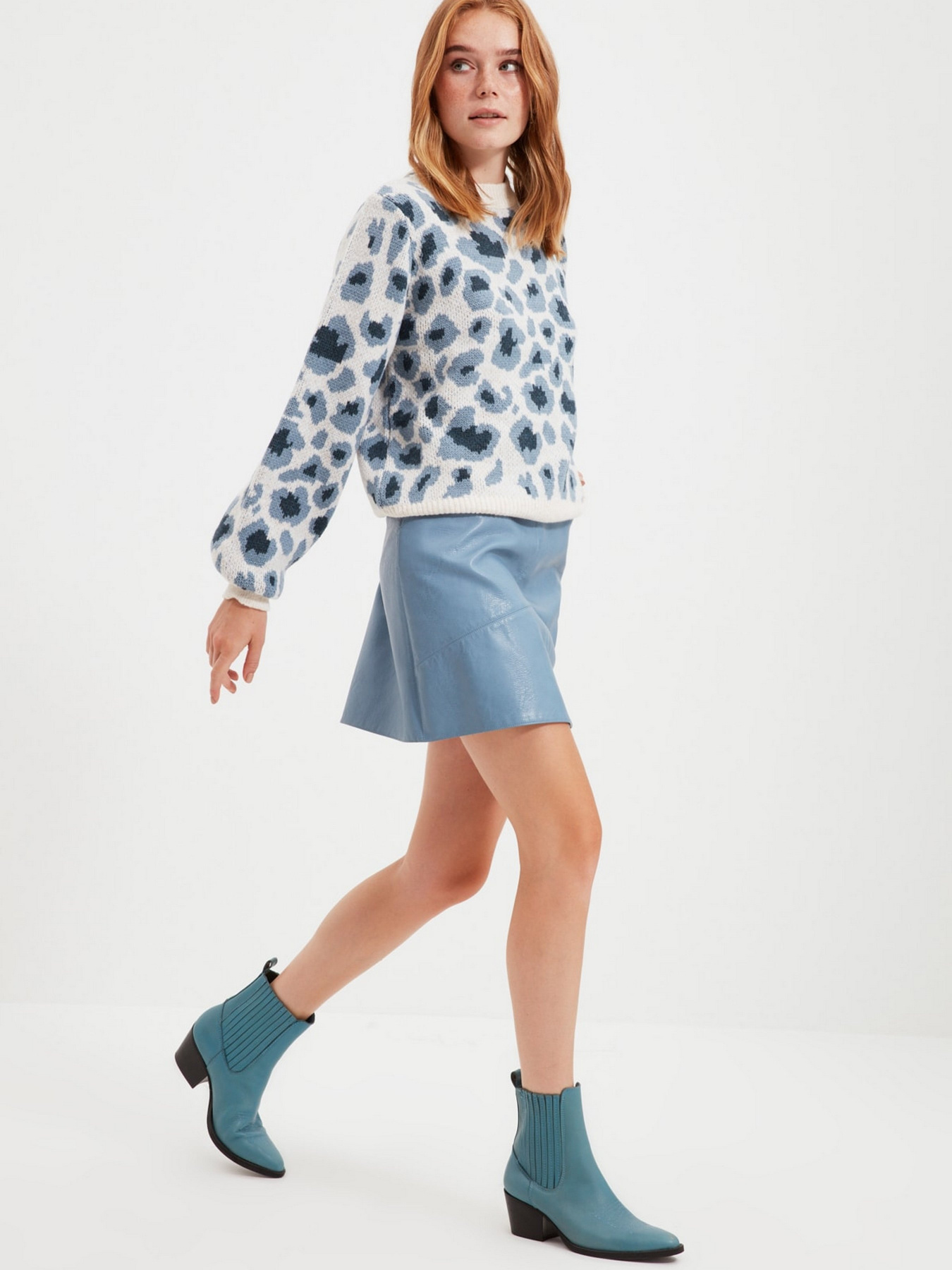 Джемпер Trendyol модель TWOAW22KZ0233/Tas Фото