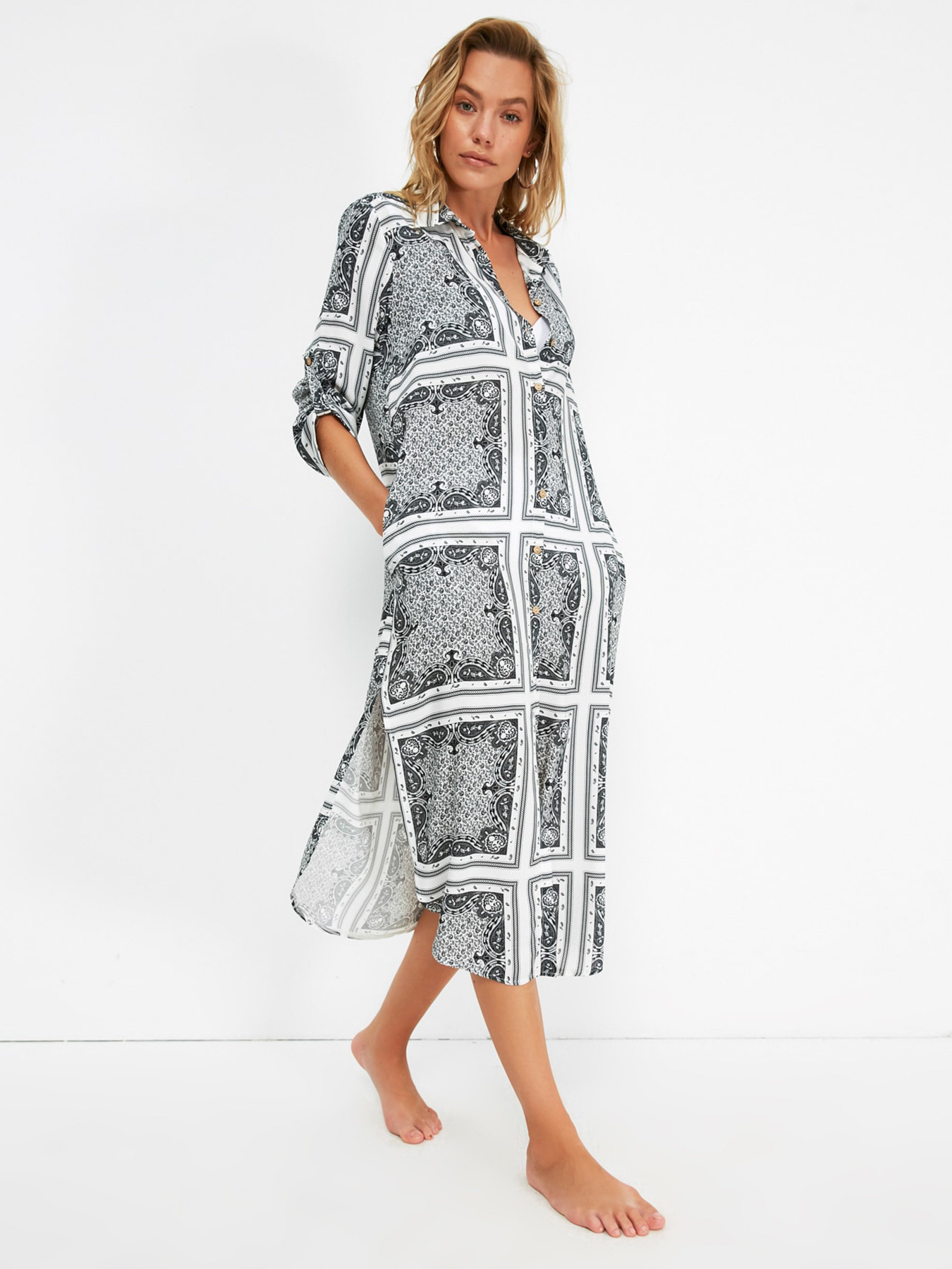 Сукня міді Trendyol модель TBESS21EL4226/Siyah-Beyaz Фото